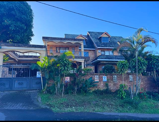 7 BEDROOM HOUSE FOR SALE IN UMHLATUZANA